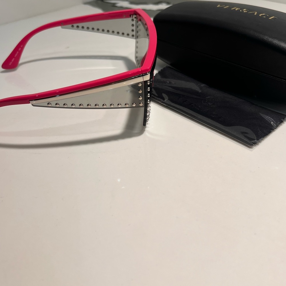 Authentic Versace Sunglasses - Picture 3 of 6